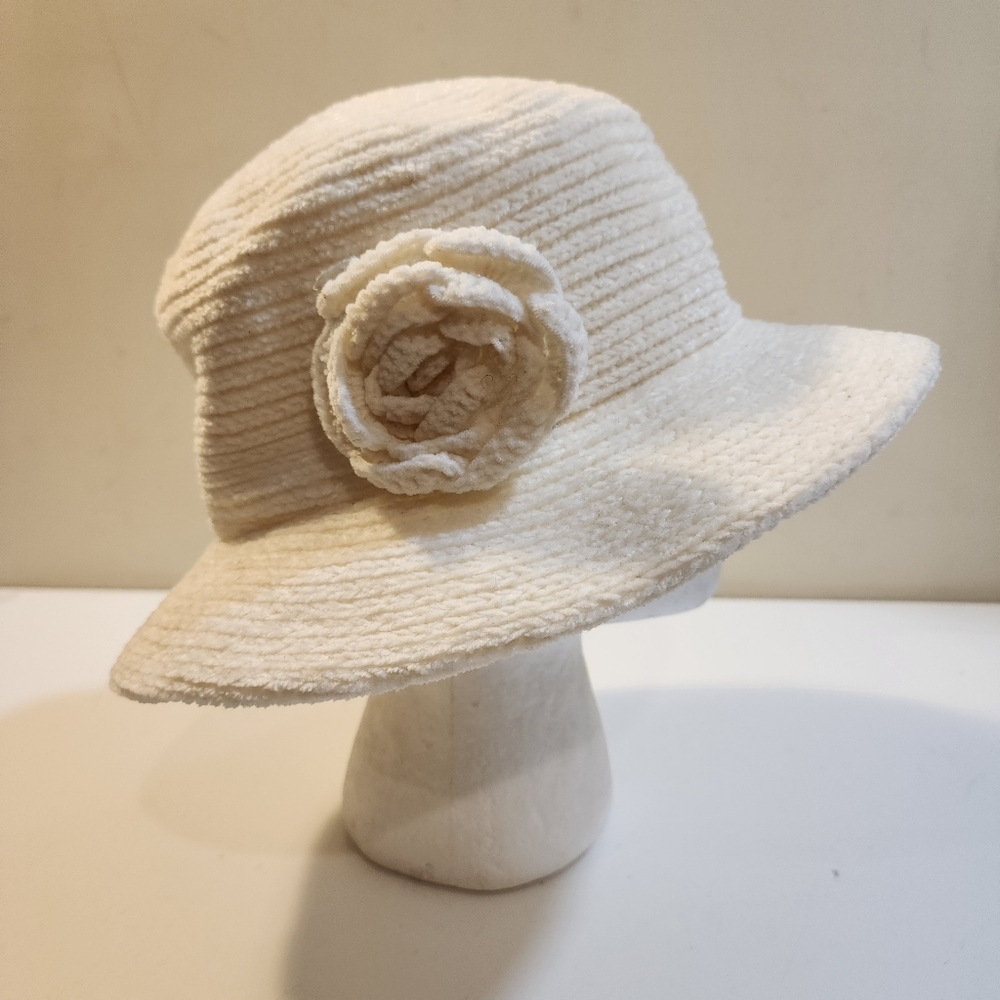 August Elegant Cream Bucket Hat with Flower Accent OS
